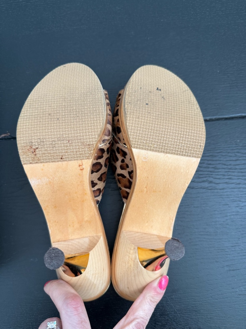 Betsey Johnson Leopard Print Polly’s - Picture 3 of 4